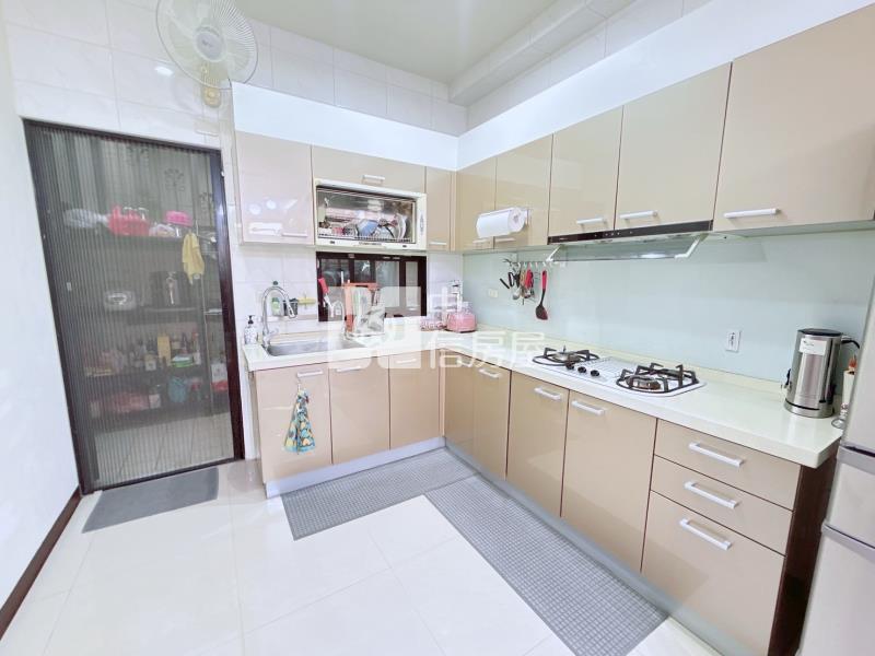 大慶商圈|花園景觀雙車美別墅房屋室內格局與周邊環境