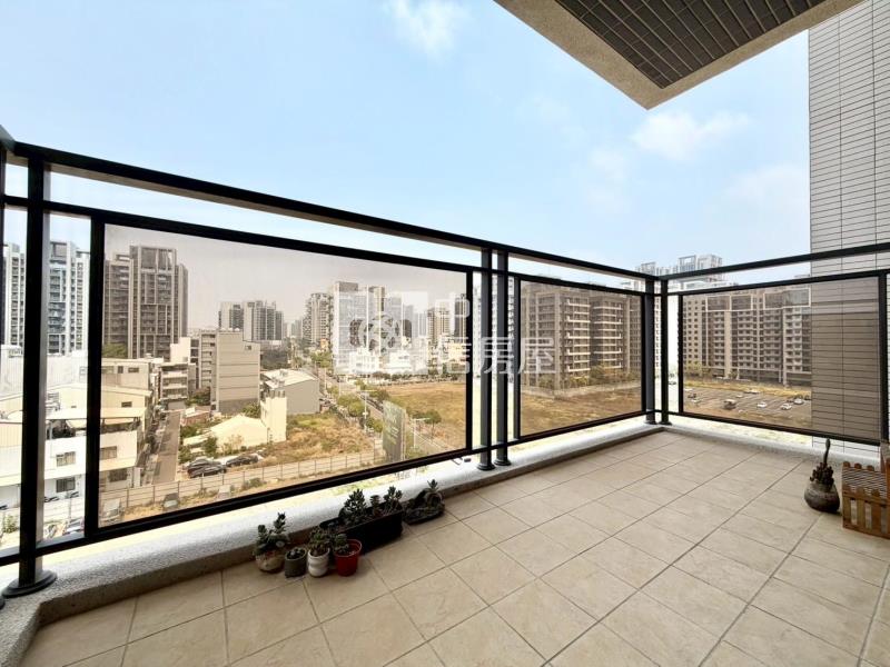 松竹領航松風館高樓大四房雙平車房屋室內格局與周邊環境