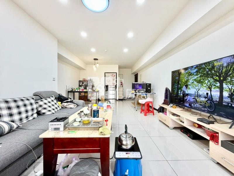 松竹領航松風館高樓大四房雙平車房屋室內格局與周邊環境