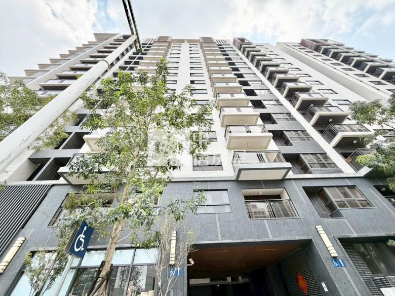 松竹領航松風館高樓大四房雙平車房屋室內格局與周邊環境