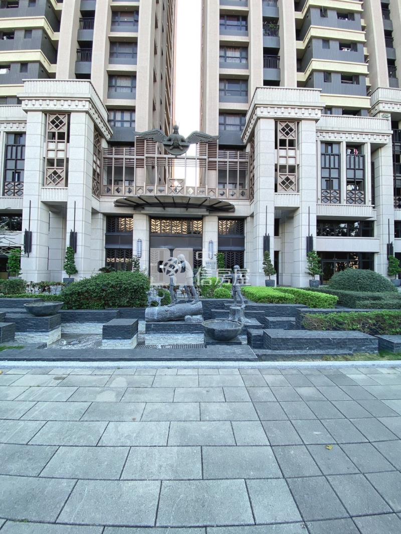 新悅城兩房平車美宅房屋室內格局與周邊環境