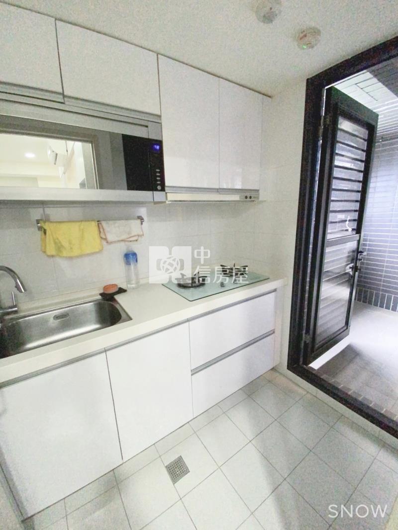 新悅城兩房平車美宅房屋室內格局與周邊環境