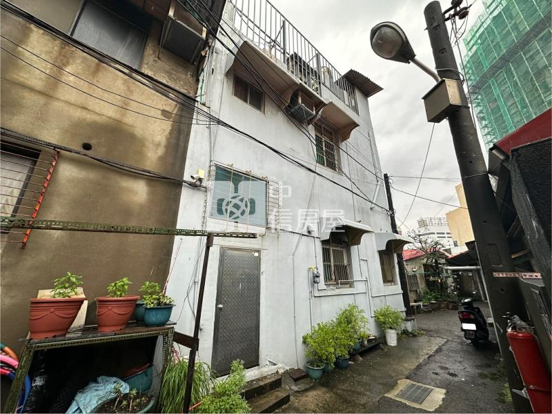 火車站商二大地坪透天房屋室內格局與周邊環境