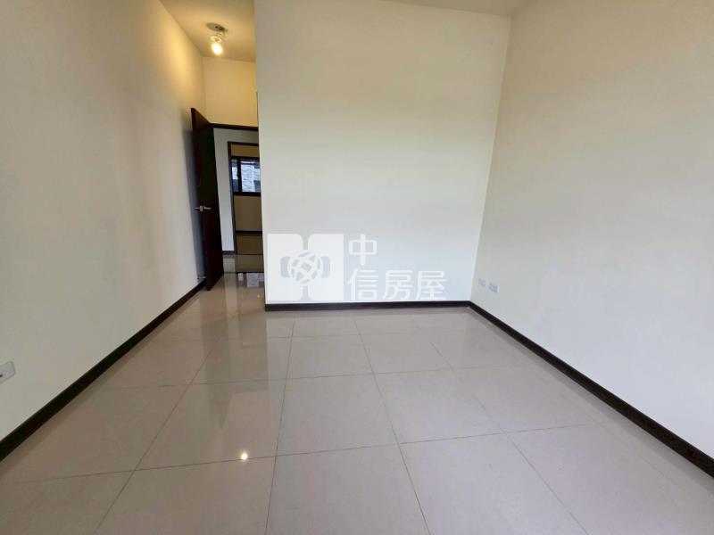 永康市政和發幸福成全新大三房平車房屋室內格局與周邊環境