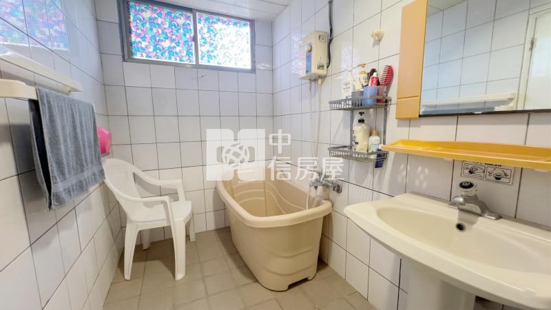 加洲溫泉渡假宅房屋室內格局與周邊環境