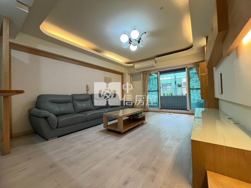 近鳳山體育館美美大四房房屋室內格局與周邊環境