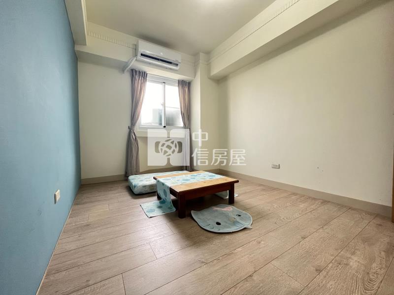 近鳳山體育館美美大四房房屋室內格局與周邊環境