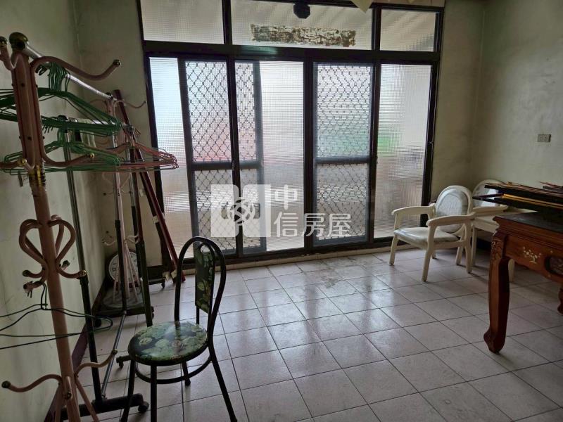 中山路旁店面房屋室內格局與周邊環境