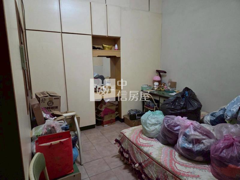 中山路旁店面房屋室內格局與周邊環境