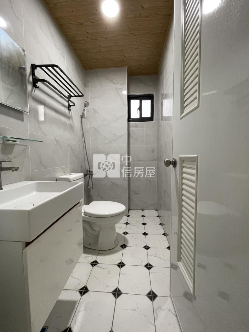 三多光華翻新大面寬美透天房屋室內格局與周邊環境