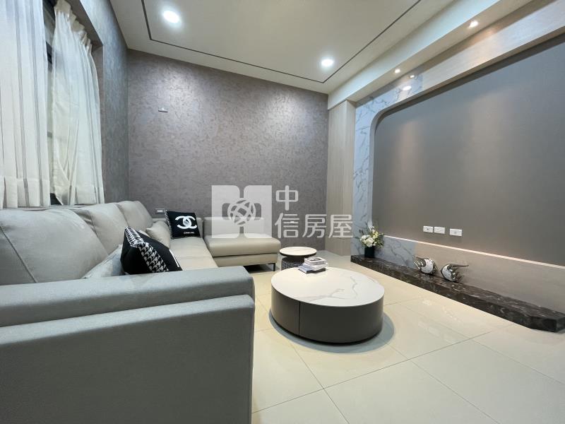 三多光華翻新大面寬美透天房屋室內格局與周邊環境