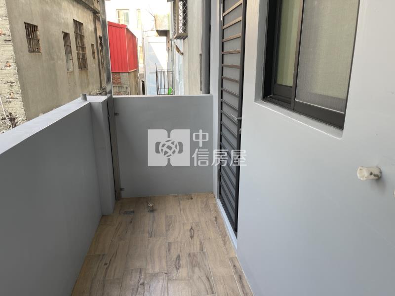 三多光華翻新大面寬美透天房屋室內格局與周邊環境