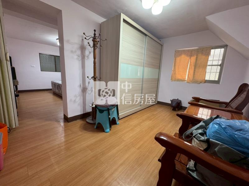 高雄大社邊間免整理透天房屋室內格局與周邊環境