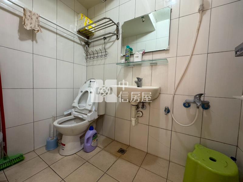 高雄大社邊間免整理透天房屋室內格局與周邊環境