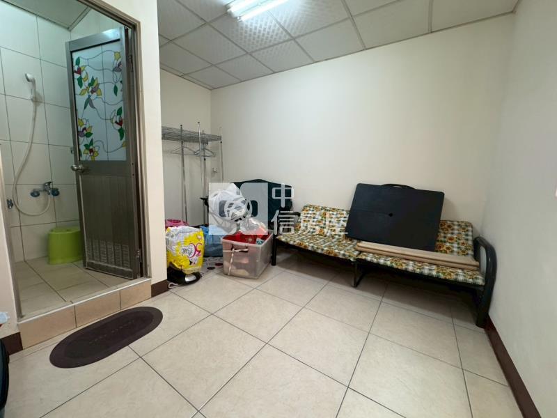 高雄大社邊間免整理透天房屋室內格局與周邊環境