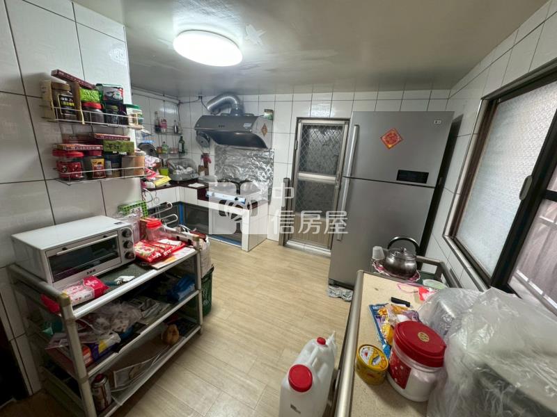 高雄大社邊間免整理透天房屋室內格局與周邊環境