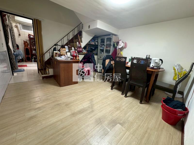 高雄大社邊間免整理透天房屋室內格局與周邊環境