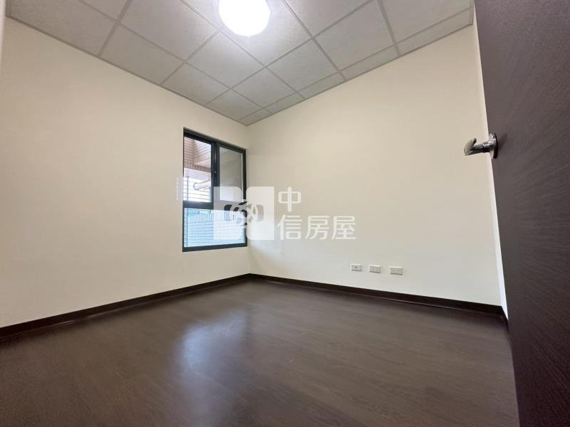 大城六月微風朝南次頂樓三房平車視野戶房屋室內格局與周邊環境