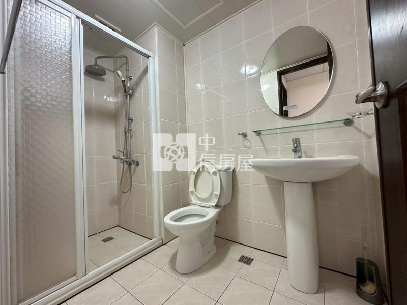 大城六月微風朝南次頂樓三房平車視野戶房屋室內格局與周邊環境