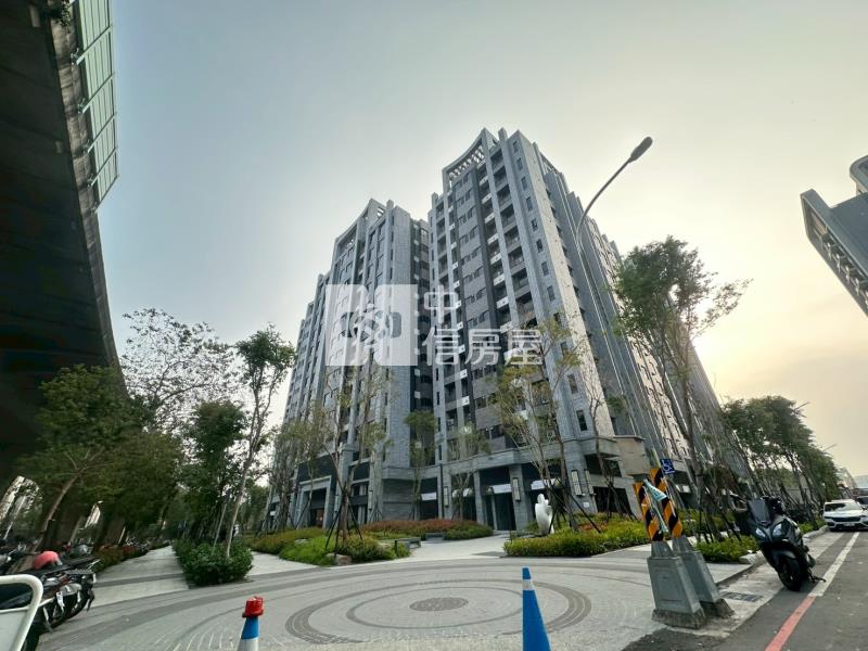 新光特區御閑之森兩房兩衛平車房屋室內格局與周邊環境