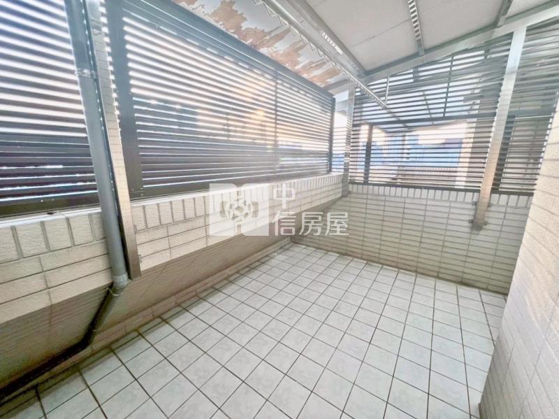 深美透天鄰路雙車庫店住房屋室內格局與周邊環境