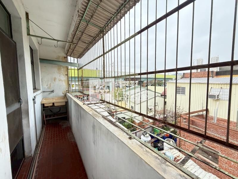 苗栗市中心稀有公寓房屋室內格局與周邊環境