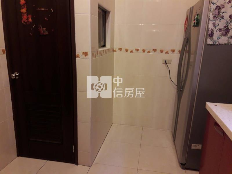 仁武大樓價透天車墅房屋室內格局與周邊環境