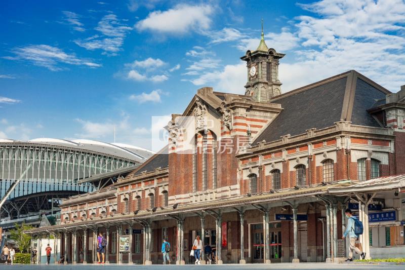 中區柳川河畔商辦房屋室內格局與周邊環境