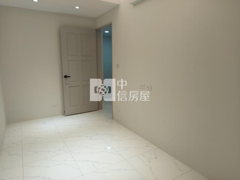 N252桃園龜山透天房屋室內格局與周邊環境