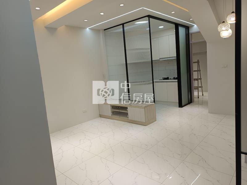 N252桃園龜山透天房屋室內格局與周邊環境