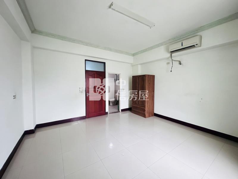 龍岡森林公園超值金透店房屋室內格局與周邊環境