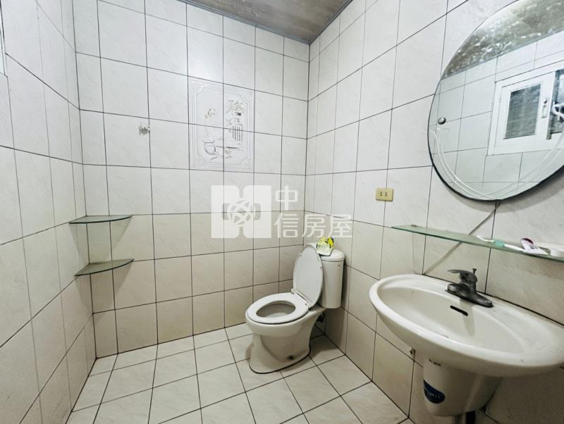 龍岡森林公園超值金透店房屋室內格局與周邊環境