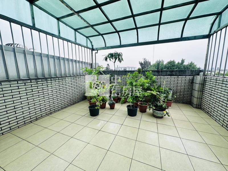 龍岡森林公園超值金透店房屋室內格局與周邊環境