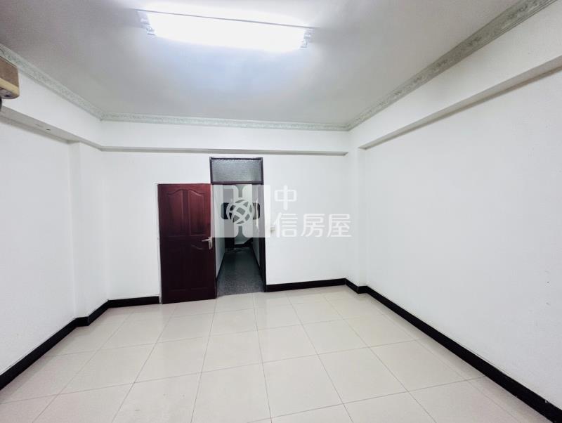 龍岡森林公園超值金透店房屋室內格局與周邊環境