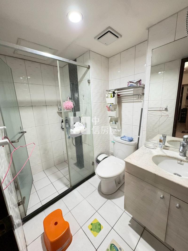 佳福御璽大三房附休旅車位房屋室內格局與周邊環境