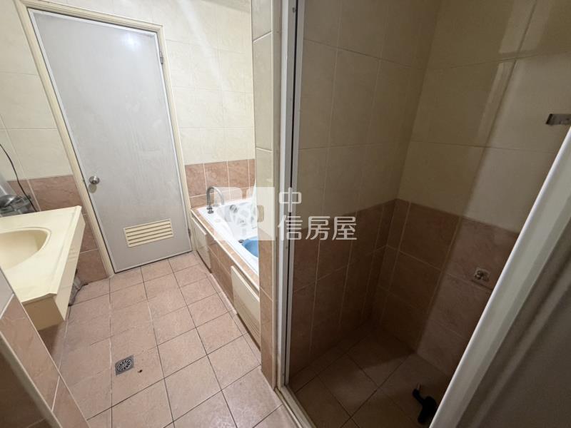 專-觀音工業區邊間大地坪美墅房屋室內格局與周邊環境