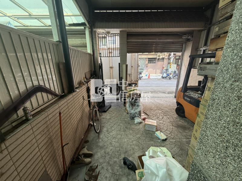 專-觀音工業區邊間大地坪美墅房屋室內格局與周邊環境