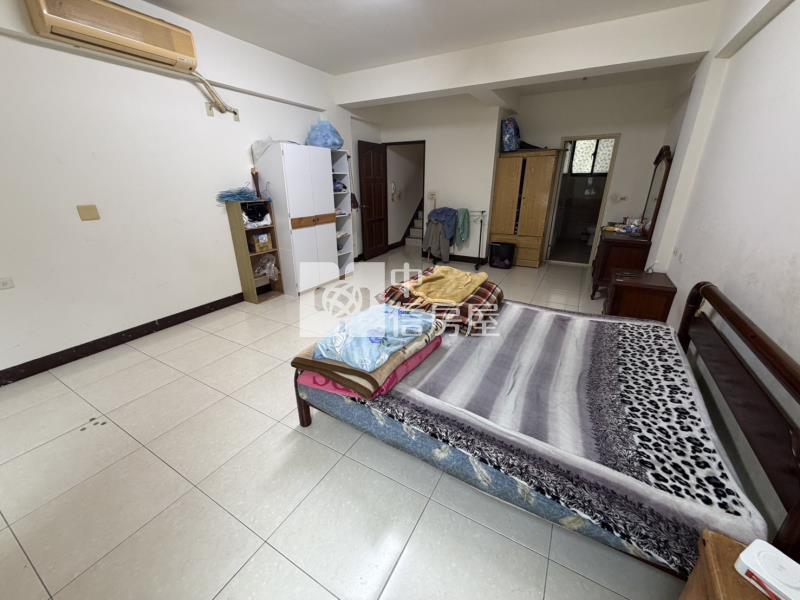 專-觀音工業區邊間大地坪美墅房屋室內格局與周邊環境