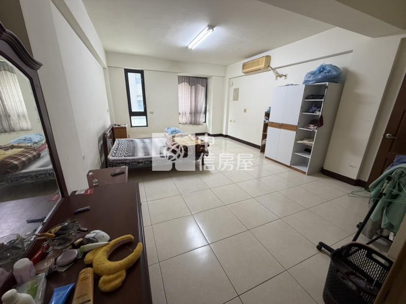 專-觀音工業區邊間大地坪美墅房屋室內格局與周邊環境