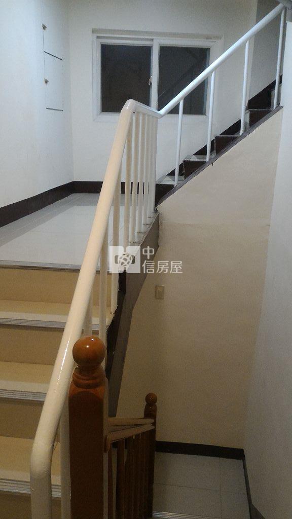 內壢國中透天滿租 7套房(中信卓越團隊)房屋室內格局與周邊環境