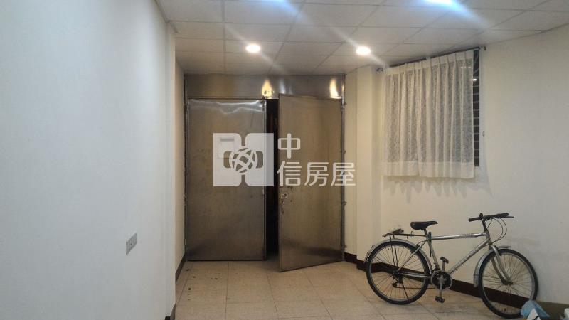 內壢國中透天滿租 7套房(中信卓越團隊)房屋室內格局與周邊環境