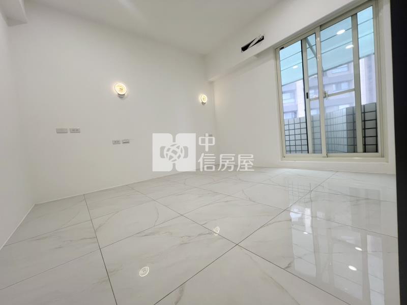 龍岡忠貞商圈美裝潢電梯三房房屋室內格局與周邊環境