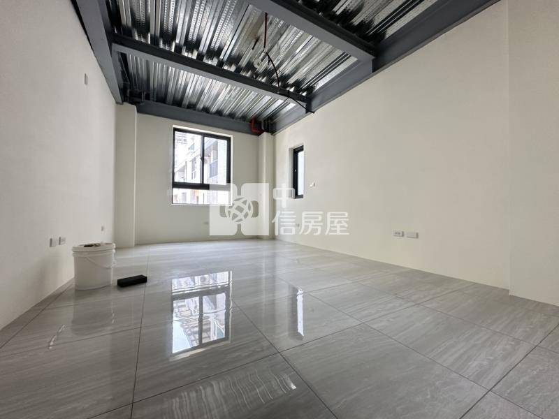 霧峰近亞大全新未住五套房電梯別墅房屋室內格局與周邊環境