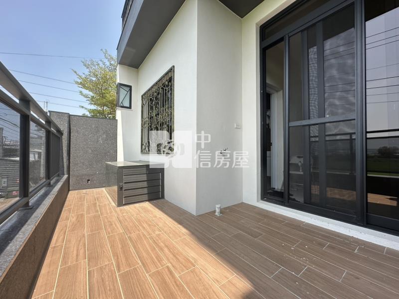 霧峰近亞大全新未住五套房電梯別墅房屋室內格局與周邊環境