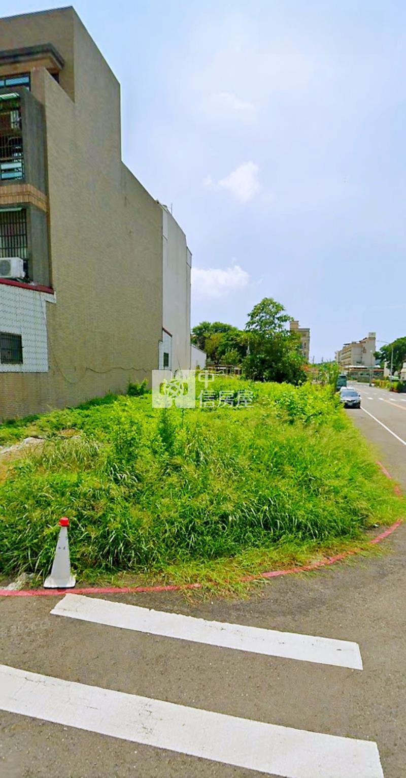 1J44高雄市三角窗商用建地