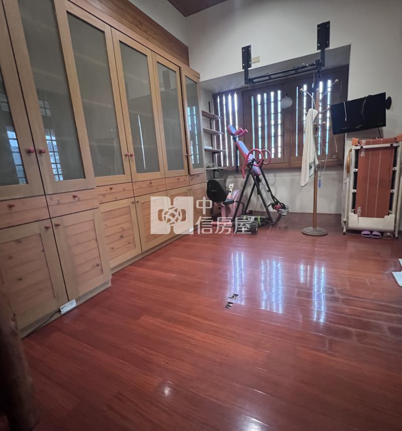 十期海灣三千院雙拼大面寬別墅房屋室內格局與周邊環境