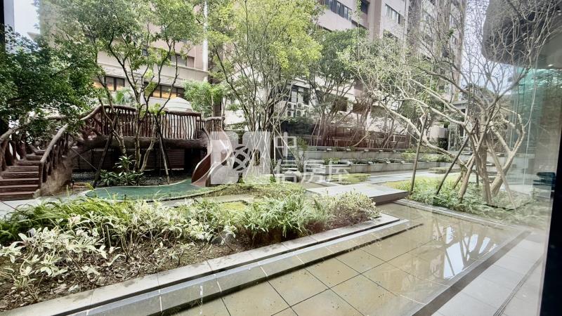 竹風青庭青埔A19站高樓2+1房車房屋室內格局與周邊環境