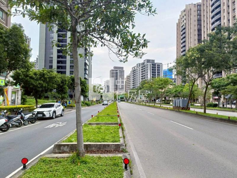 中壢領航北路(A19)-一樓4房+雙車位(中信卓越團隊)房屋室內格局與周邊環境