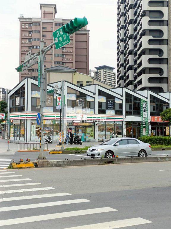 中壢領航北路(A19)-一樓4房+雙車位(中信卓越團隊)房屋室內格局與周邊環境