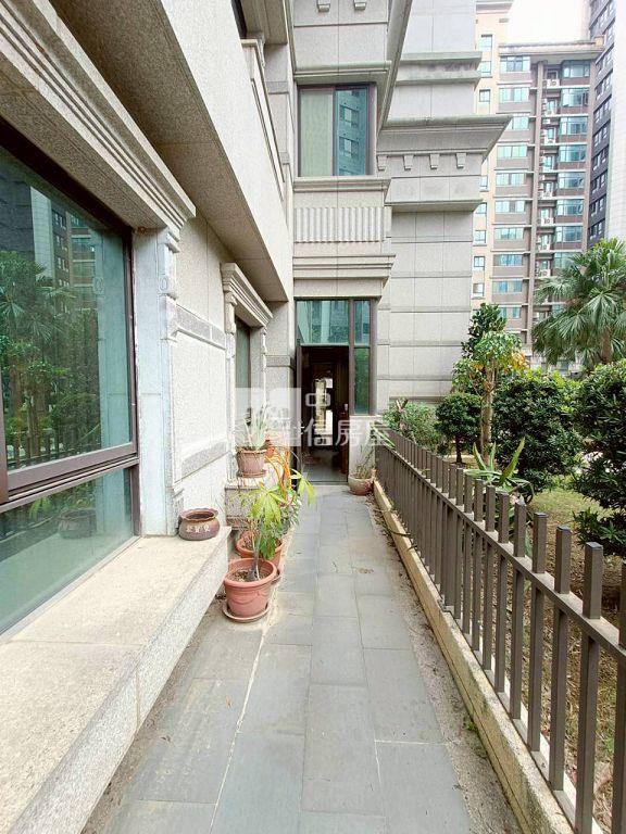 中壢領航北路(A19)-一樓4房+雙車位(中信卓越團隊)房屋室內格局與周邊環境